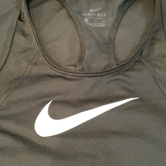 Women’s black Nike Dri-Fit tank top - Picture 5 of 7